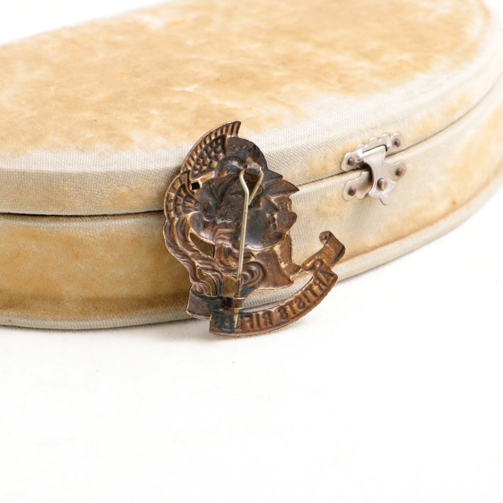 Artist Rifles Vintage Brooch - Picture 2 of 3